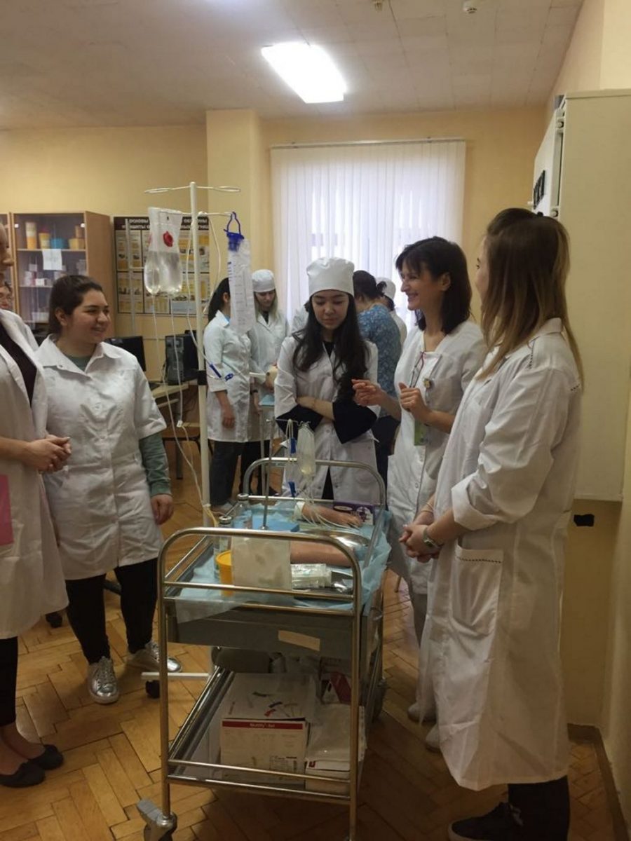 профессиональная практика учащихся 9-11-х медицинских классов