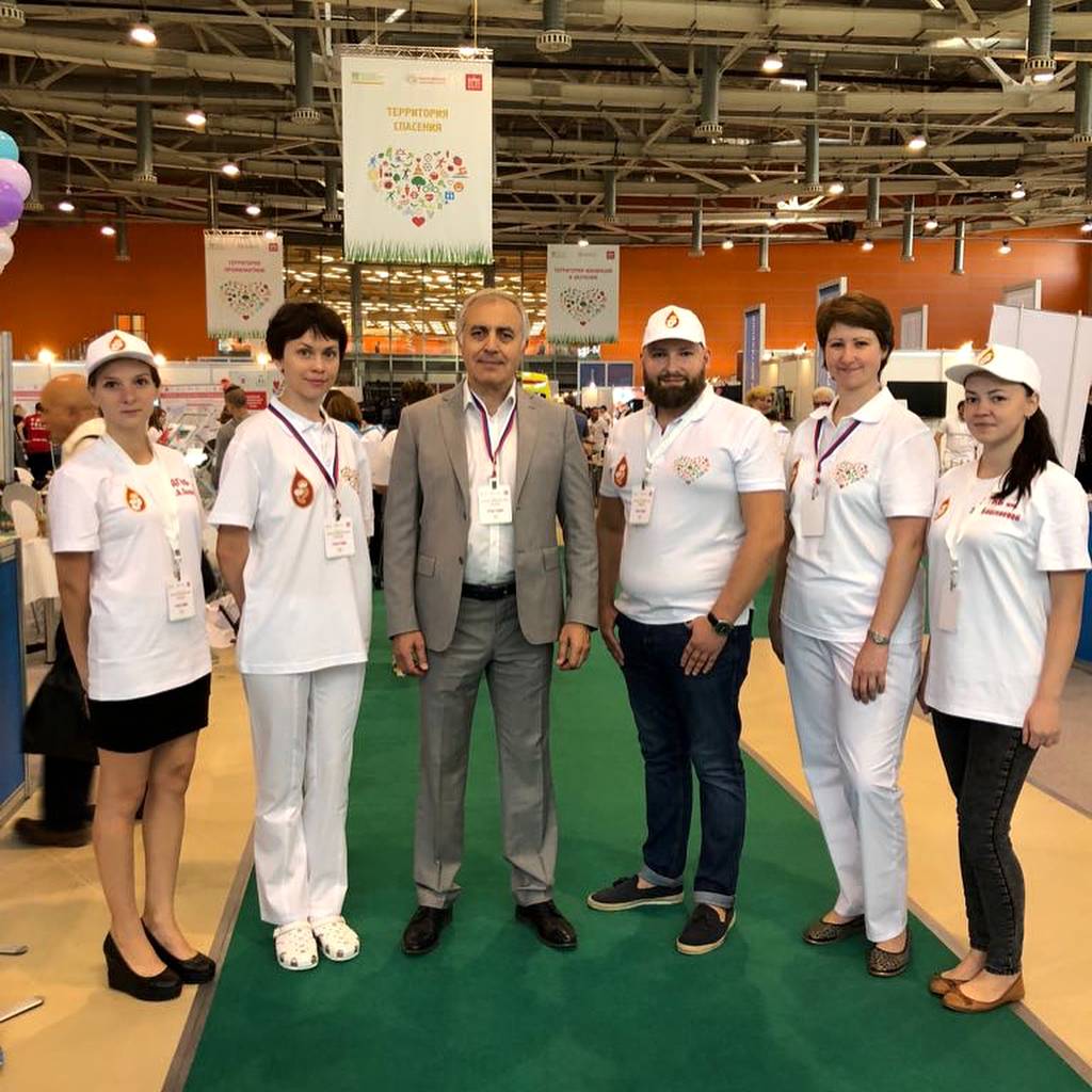 39948740_218419982359061_966504273099620352_n(1) С 23 по 25 августа 2018 года в павильоне №75 ВДНХ прошел VIII Форум-выставка «Москвичам — здоровый образ жизни»