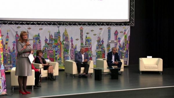 sXsD2ryCgIM встреча с администрацией, и родителями учеников школы №1298