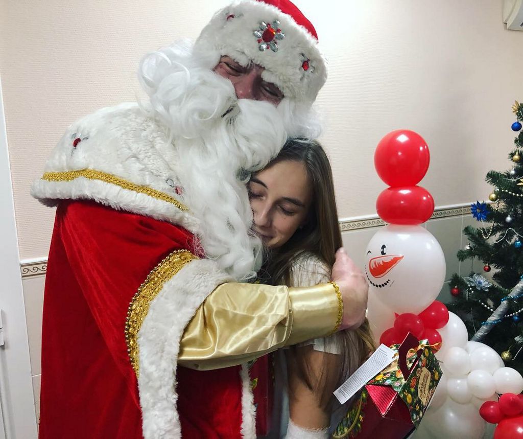 В больнице продолжаются новогодние мероприятия и поздравления детей