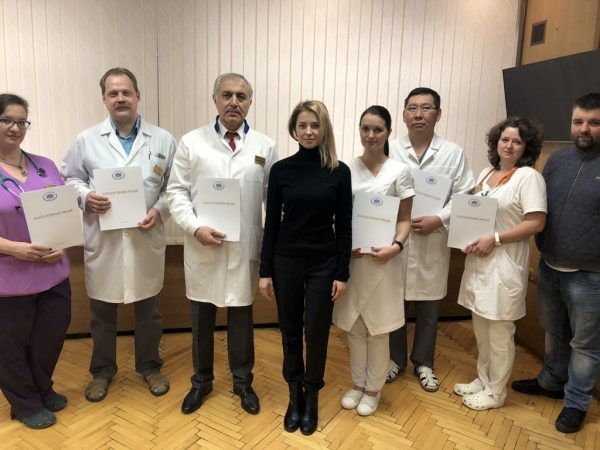 IMG_9623-26-12-18-05-12 Наталья Поклонская в детской больнице