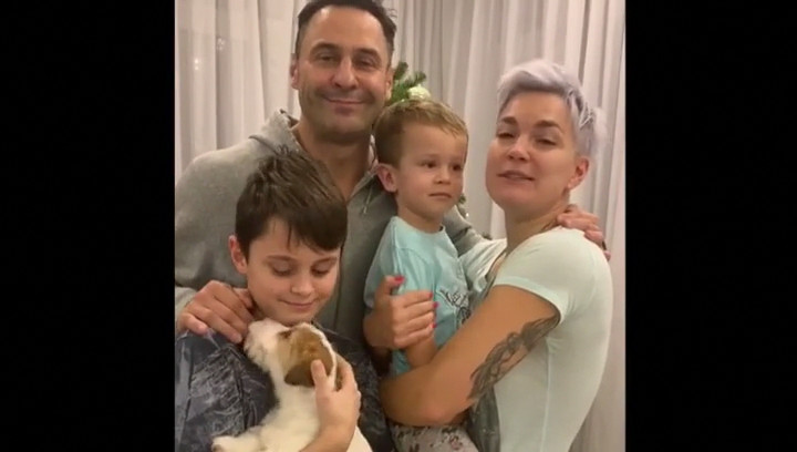 cap_video-27-12-18-09-35_00:00:03_01 Стас Костюшкин с семьей