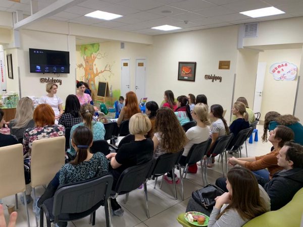 Мамина школа