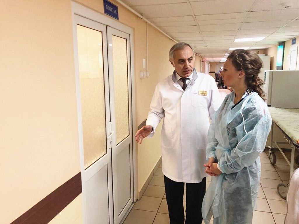 Посещение больницы уполномоченной при Президенте Российской Федерации по правам ребёнка Анной Юрьевной Кузнецовой