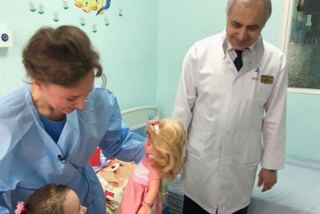 Анна Юрьевна Кузнецова навестила девочку, оказавшуюся в трудной жизненной ситуации