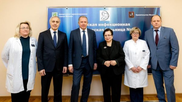 круглый стол во главе с мэром Москвы С. С. Собяниным