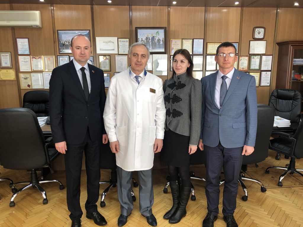 Вчера мы принимали высокую делегацию из Приднестровья в составе 3 заместителей министра здравоохранения
