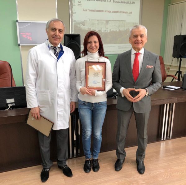 16 мая, депутат Государственной Думы Геннадий Онищенко встретился с коллективом нашей больницы на общебольничной конференции