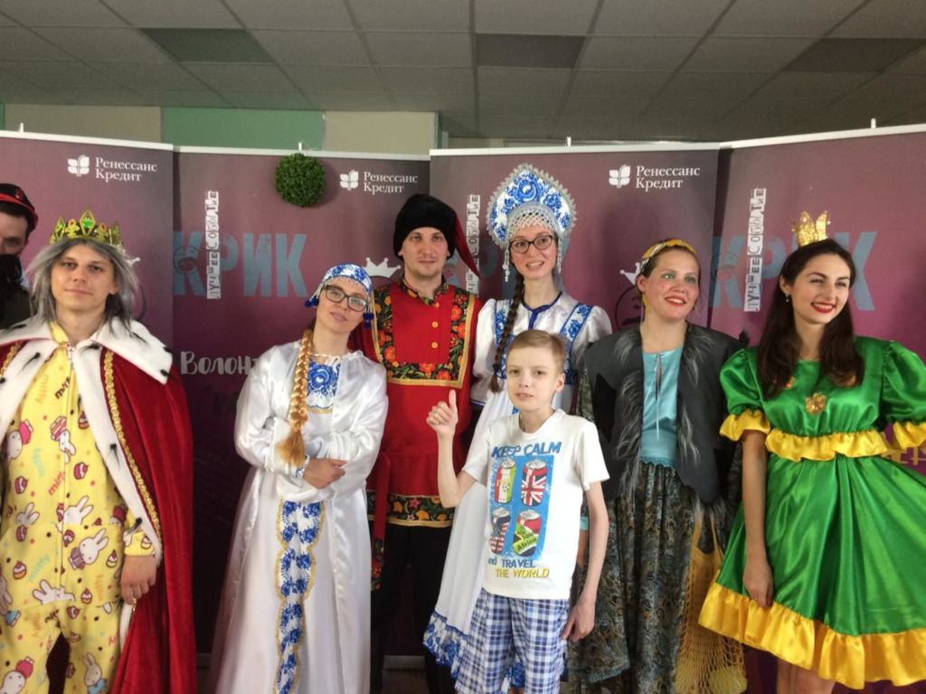 IMG_2680-01-06-19-06-31 Сегодня в нашей больнице для маленьких пациентов прошло праздничное представление «Про Федота-стрельца, удалого молодца»