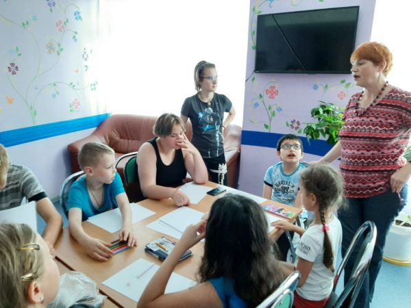 IMG_8593-21-08-19-09-30 занятие «Рисуем сказку»