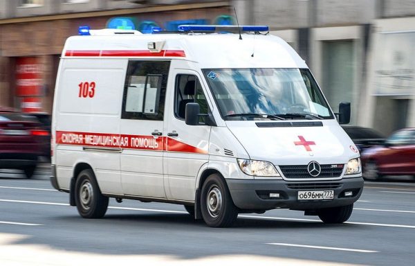 в ДГКБ им. З.А.Башляевой, был доставлен ребенок, который пострадал в ДТП на МКАДе, где произошло столкновение нескольких машин