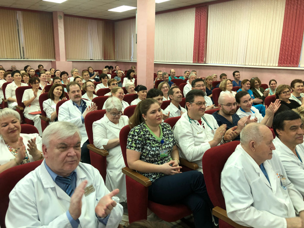 На XVIII ассамблее здоровая Москва был удостоен награды «Лучший специалист года - детский кардиолог» доктор медицинских наук, профессор Шарыкин Александр Сергеевич