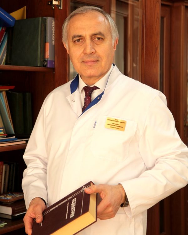 ОСМАНОВ ИСМАИЛ МАГОМЕДОВИЧ — доктор медицинских наук, профессор, Заслуженный врач Российской федерации, Главный педиатр, Главный детский нефролог Департамента здравоохранения г.Москвы