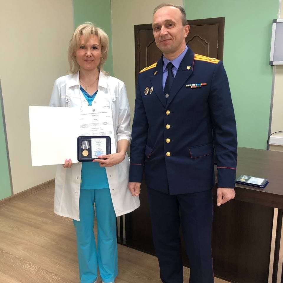 Сегодня на клинической конференции вручил высокие награды – медали следственного комитета нашим сотрудникам