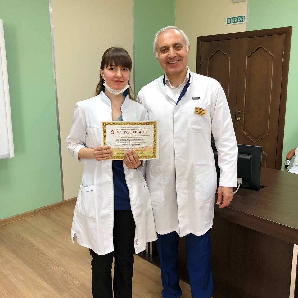 Сегодня на общебольничной конференции в продолжение празднования Международного дня медицинской сестры мы наградили лучших медицинских сестер благодарностями и почетными грамотами больницы.⠀