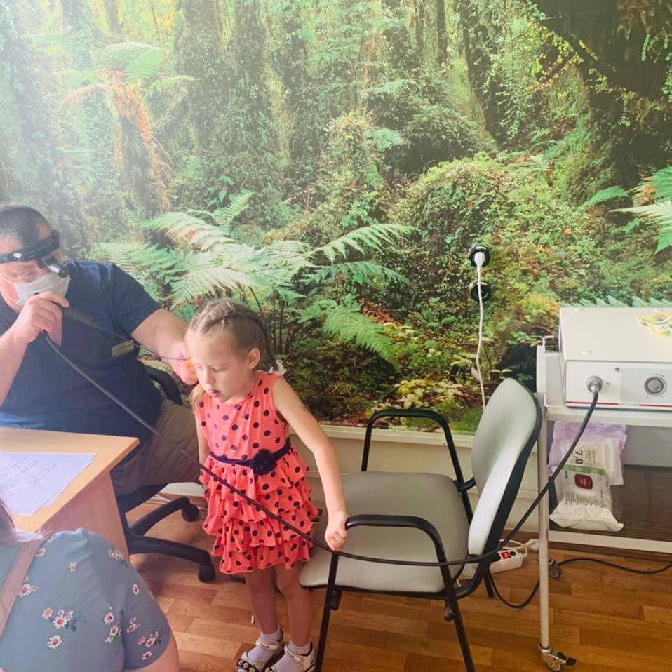 В минувшие выходные бригада специалистов нашей больницы (всего 13 специалистов) в рамках реализации Соглашения о сотрудничестве с Национальным центром помощи детям, провели очередной выездной День открытых дверей в Краснодаре