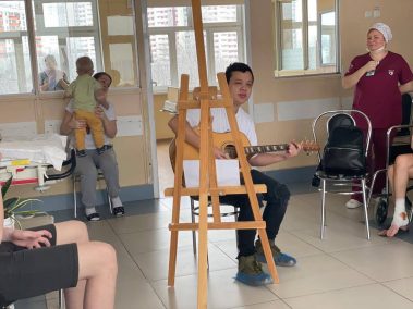 В нашей больнице продолжаются творческие занятия для наших маленьких пациентов в рамках проекта «Досуг для детей»