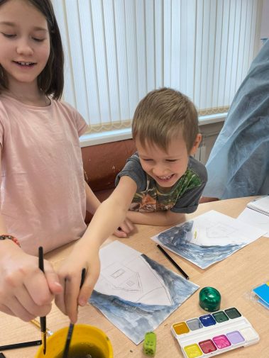 В нашей больнице продолжаются творческие занятия для наших маленьких пациентов в рамках проекта «Досуг для детей»