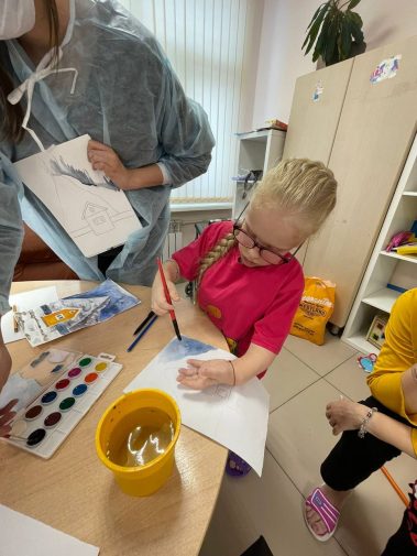 В нашей больнице продолжаются творческие занятия для наших маленьких пациентов в рамках проекта «Досуг для детей»