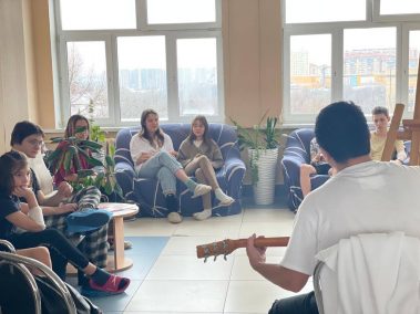 В нашей больнице продолжаются творческие занятия для наших маленьких пациентов в рамках проекта «Досуг для детей»