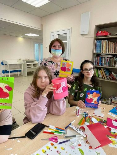 В нашей больнице продолжаются творческие занятия для наших маленьких пациентов в рамках проекта «Досуг для детей»