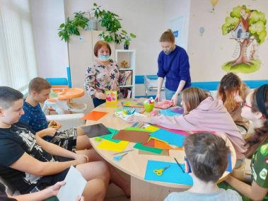 В нашей больнице продолжаются творческие занятия для наших маленьких пациентов в рамках проекта «Досуг для детей»