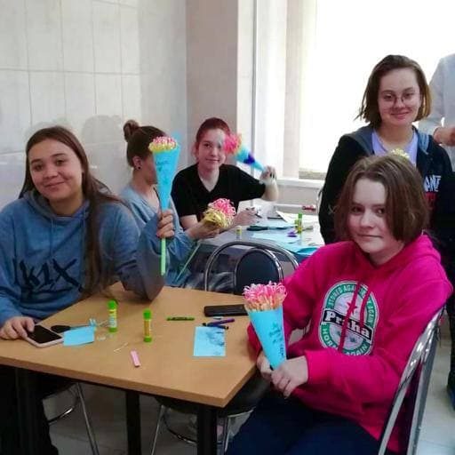 Сегодня состоялся мастер- класс «Цветочное настроение» в рамках мероприятий для детей больницы, приуроченных к 8 марта!