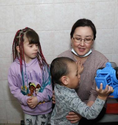 В Детскую городскую клиническую больницу им. З.А. Башляевой прибыла на лечение очередная группа детей из города Мурманск по программе «Область здоровья»