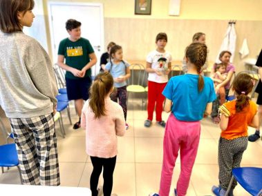 Сегодня специалисты Дворца молодежи «Неоткрытые острова» провели спортивный мастер- класс в отделение эндокринологии.