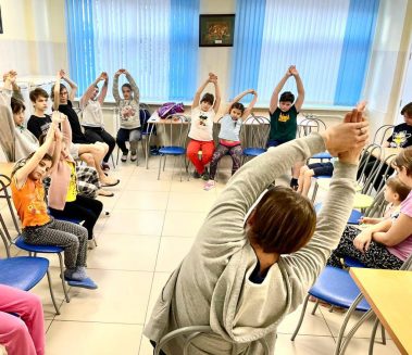 Сегодня специалисты Дворца молодежи «Неоткрытые острова» провели спортивный мастер- класс в отделение эндокринологии.