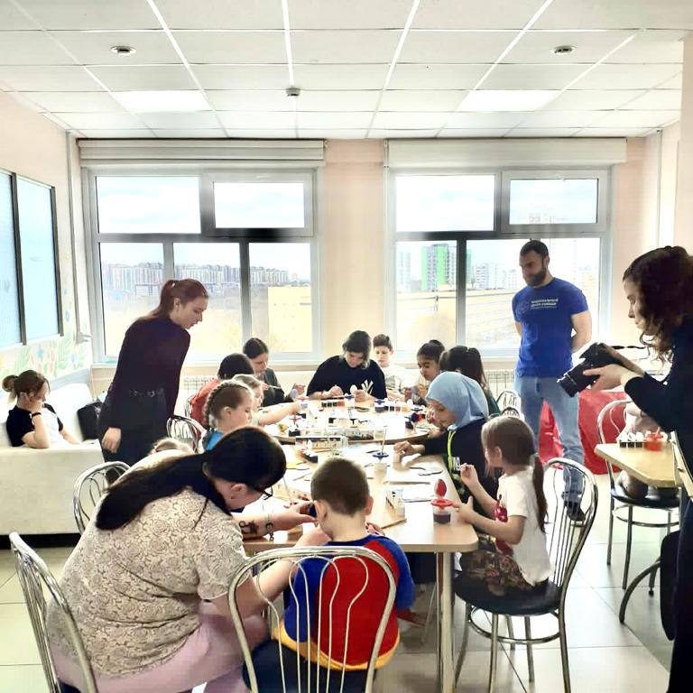 Большой детский праздник провели наши партнеры из «Национального Центра пропавших и пострадавших детей»