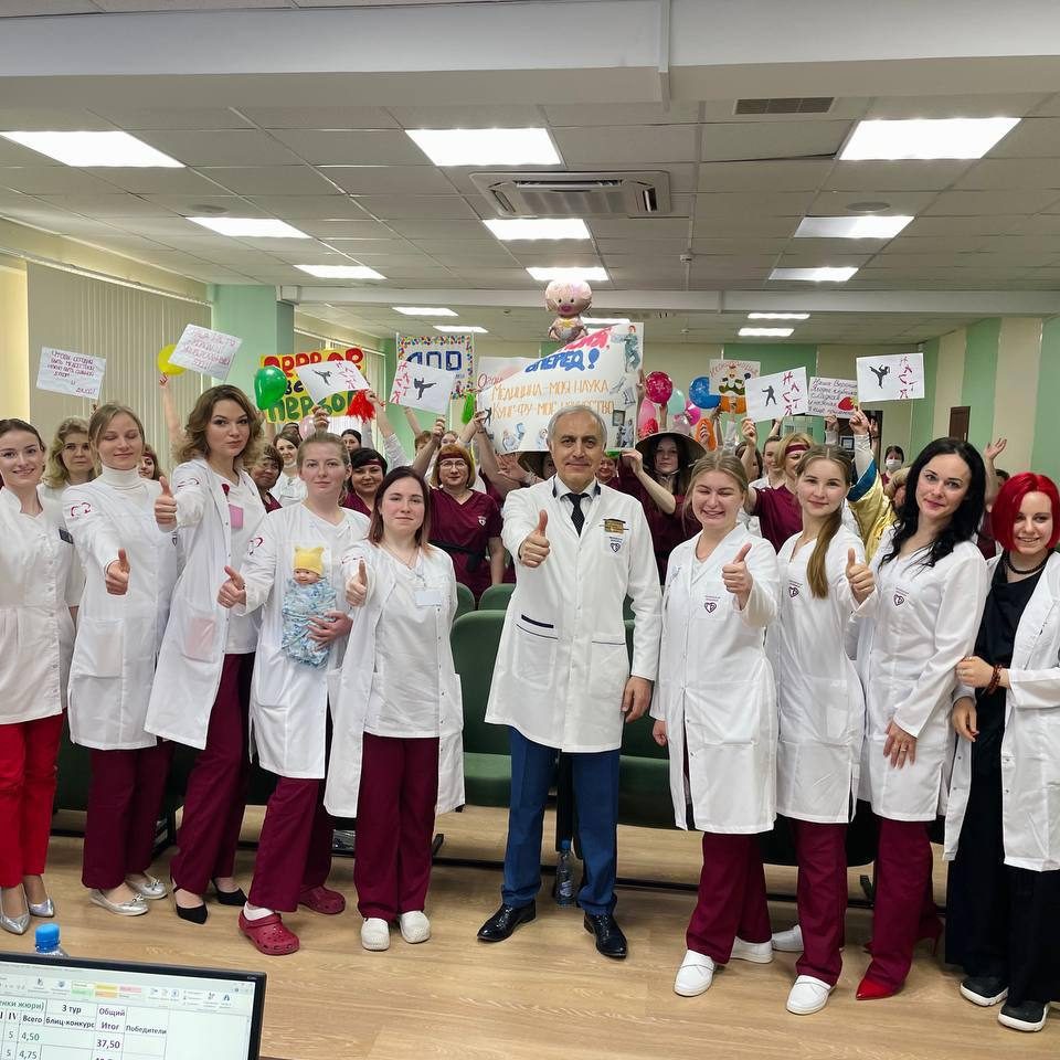 Дорогие наши медицинские сестры! Поздравляем Вас с профессиональным праздником