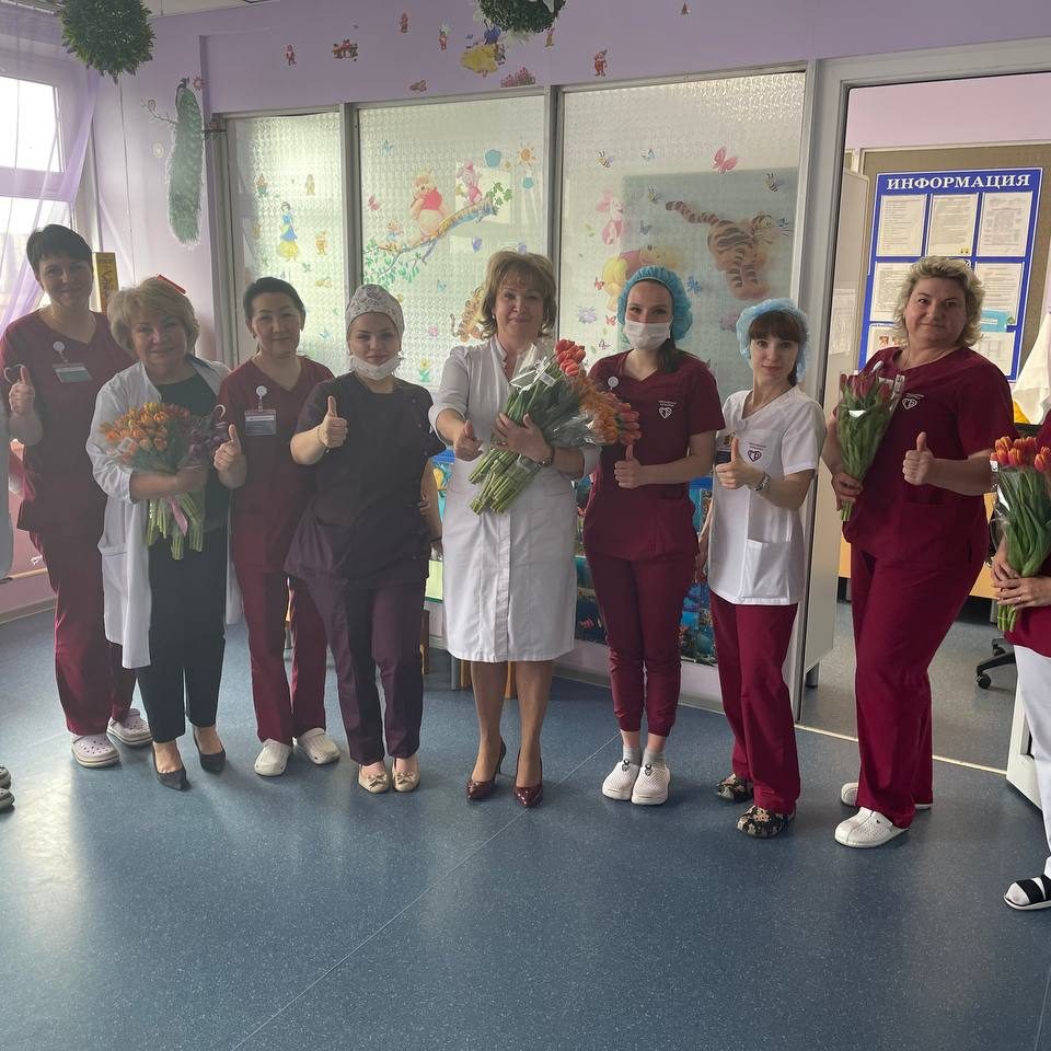 Дорогие наши медицинские сестры! Поздравляем Вас с профессиональным праздником