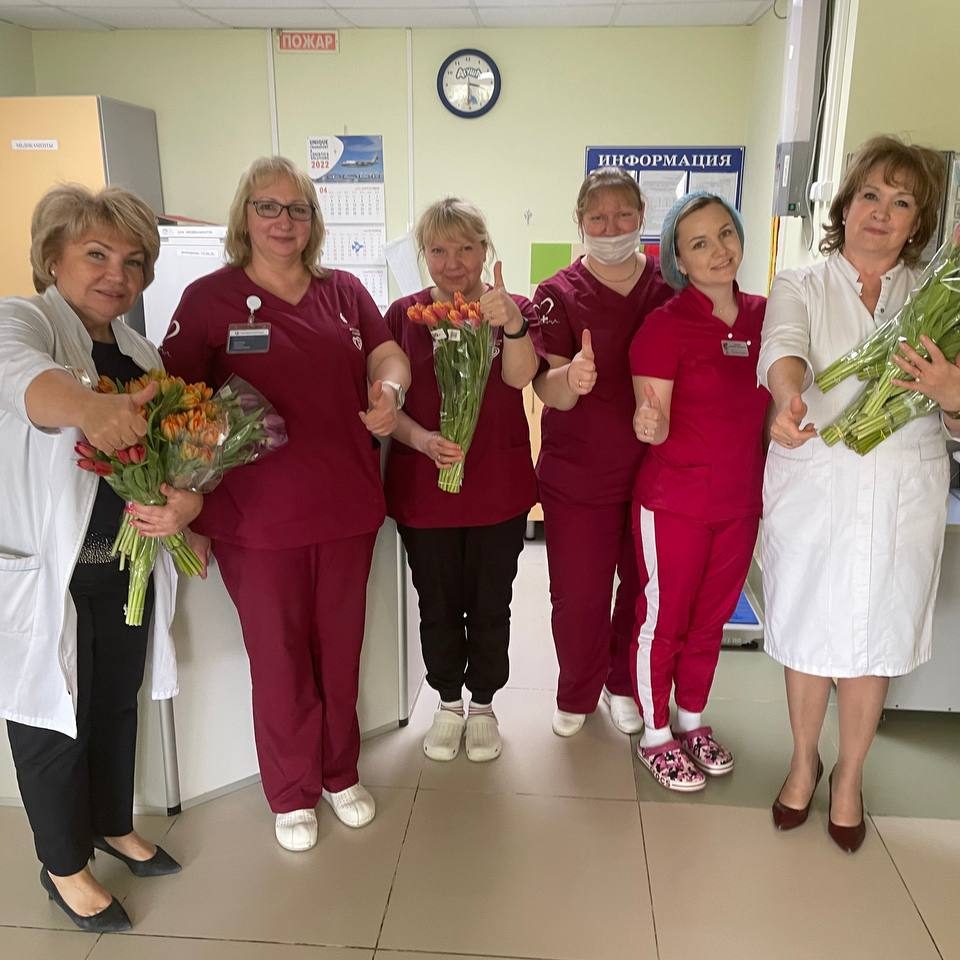 Дорогие наши медицинские сестры! Поздравляем Вас с профессиональным праздником