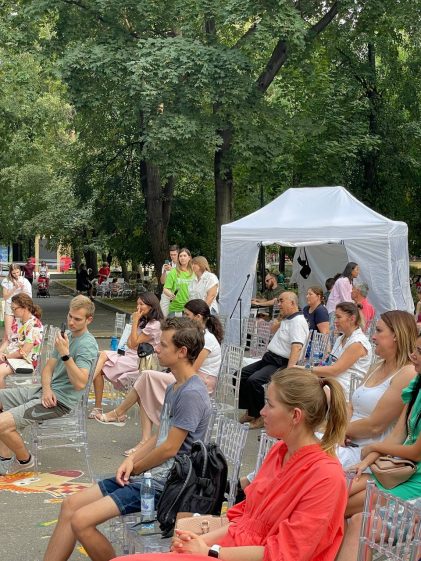 Восьмая дискуссия лектория «Здоровая Москва» «Как вырастить здорового ребенка» прошла 27 августа на главной сцене парка «Таганский»