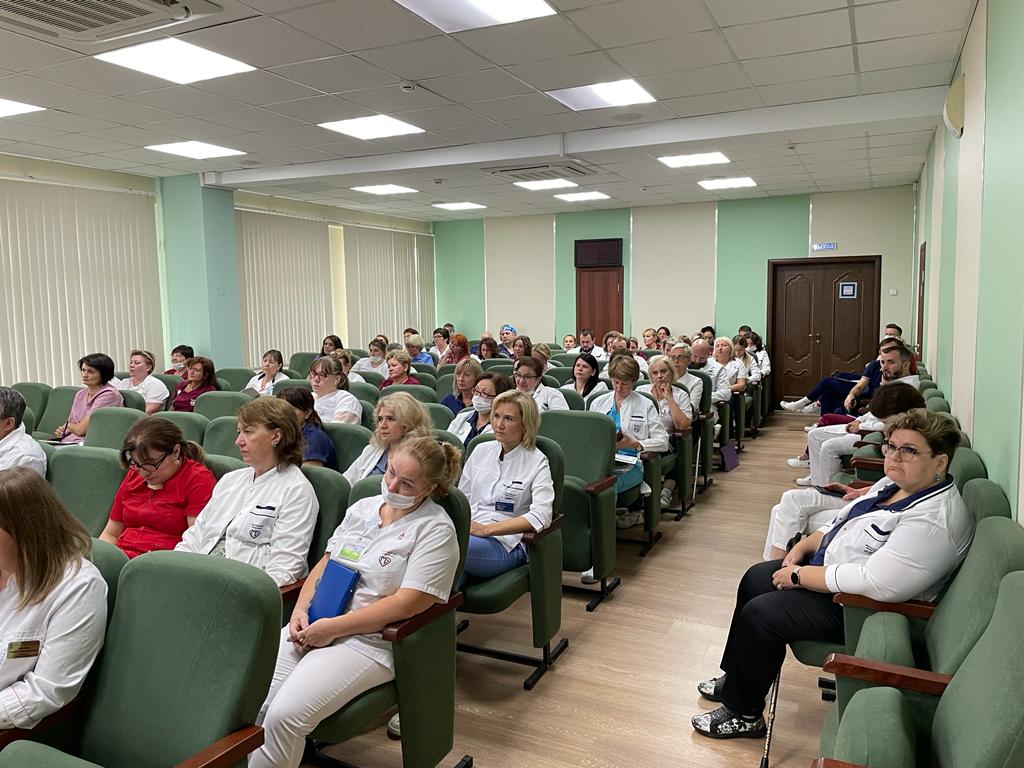 Еженедельно с коллегами мы разбираем редкие случаи на наших конференциях. Сегодня мы рассматривали случай про пациента с искусственным желудочком сердца.