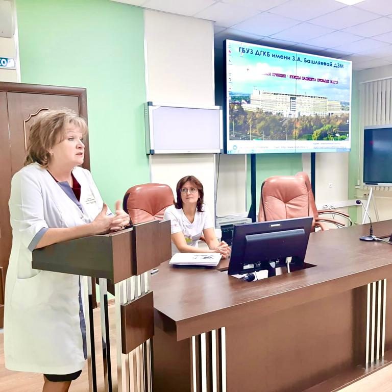 В нашей больнице состоялась первая встреча студентов Медицинского колледжа №1 с администрацией больницы