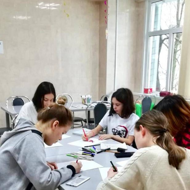 Сегодня в отделении гастроэнтерологии сотрудники Дворца молодежи «Неоткрытые острова» провели мастер -класс и концерт посвящённый «Дню матери»