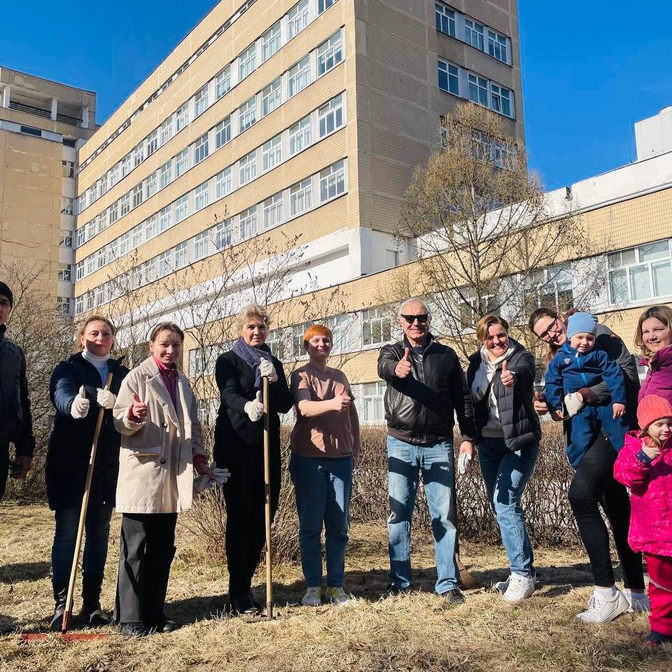 В больнице прошёл очередной субботник