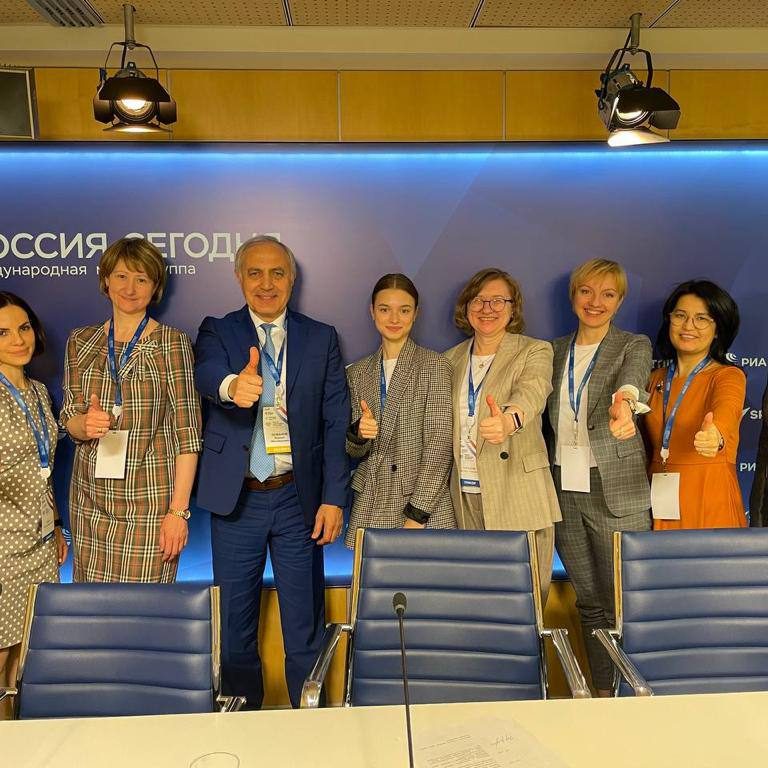 27 апреля в пресс-центре МИА «Россия сегодня» состоялся «XII Форум безопасного Интернета».