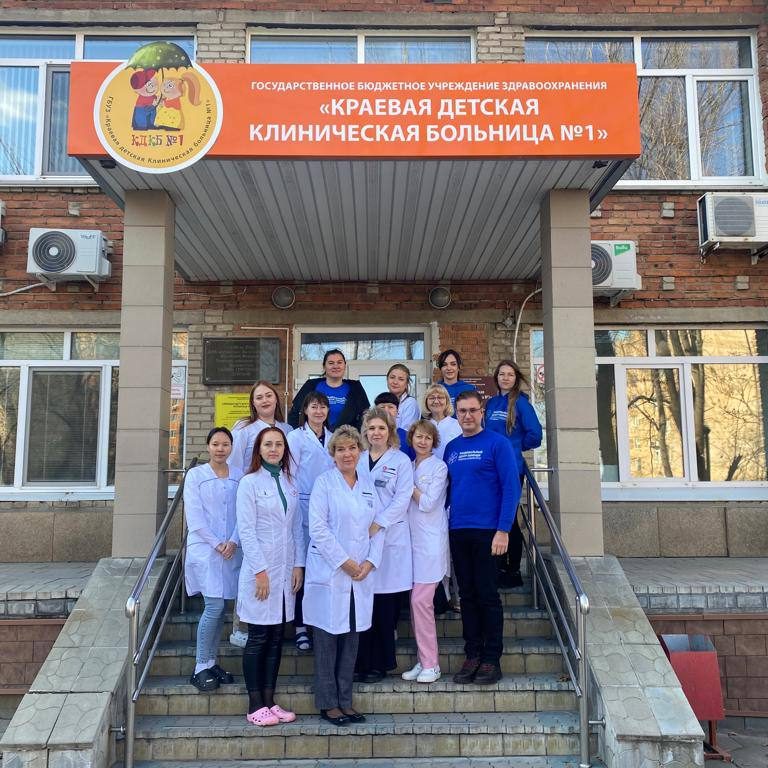 В минувшие выходные во Владивостоке вели приём 9 наших специалистов по совместной с Национальным Центром программе «Область здоровья»