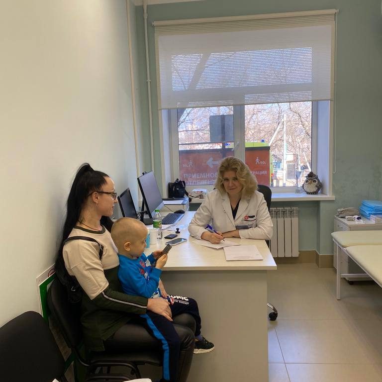 В минувшие выходные во Владивостоке вели приём 9 наших специалистов по совместной с Национальным Центром программе «Область здоровья»