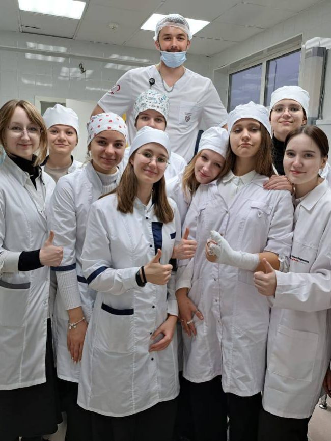 В нашей больнице продолжаются циклы занятий с медицинскими классами школ СЗАО