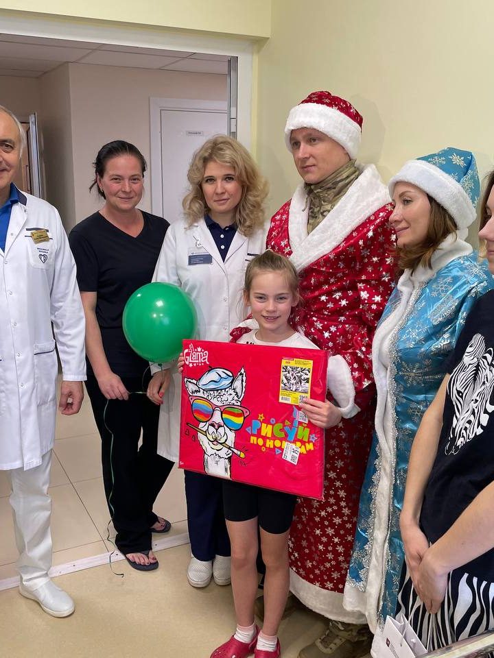 В нашей больнице состоялась добрая акция «Верить в чудо» в рамках Всероссийской акции «Десанта Дедов Морозов»