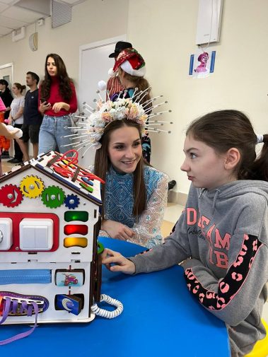 Сегодня в нашей больнице в очередной раз прошел замечательный предновогодний праздник «Добрая елка Мэра Москвы»