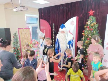 Сегодня в нашей больнице в очередной раз прошел замечательный предновогодний праздник «Добрая елка Мэра Москвы»