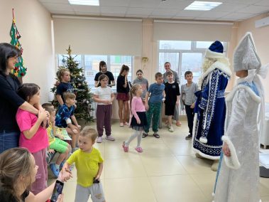 Сегодня в нашей больнице в очередной раз прошел замечательный предновогодний праздник «Добрая елка Мэра Москвы»