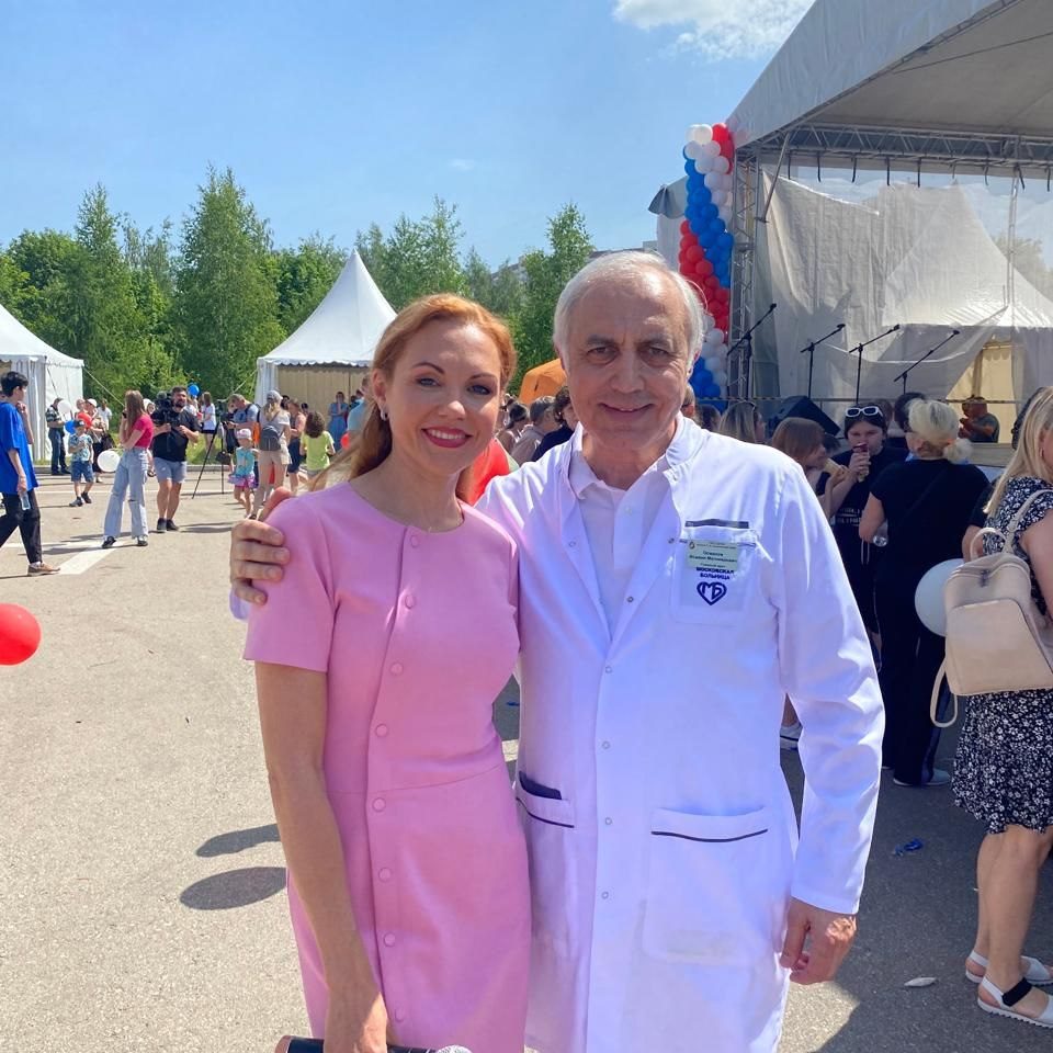 Ярко, весело и солнечно: ДГКБ им. З.А. Башляевой отметила Международный день защиты детей