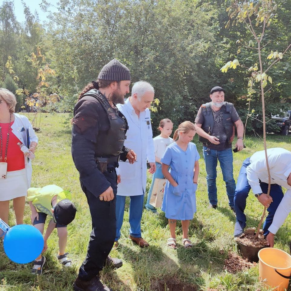 Ярко, весело и солнечно: ДГКБ им. З.А. Башляевой отметила Международный день защиты детей