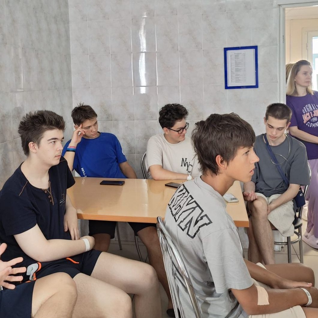 Молодежный совет ДГКБ им. З.А. Башляевой рассказал пациентам о ЗОЖ